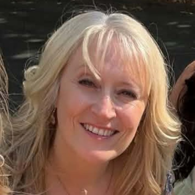 Photo of Sharon Rhodes