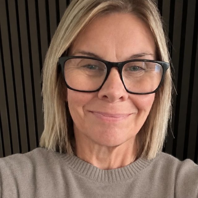 Photo of Adele Naylor